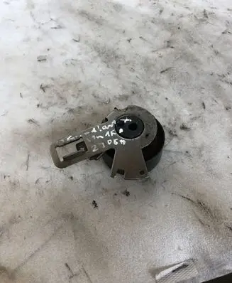 Opel Grandland X Timing belt/chain tensioner 9813899080