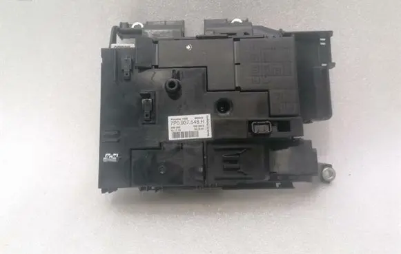 Porsche Cayenne (92A) Fuse module 7P0937548H