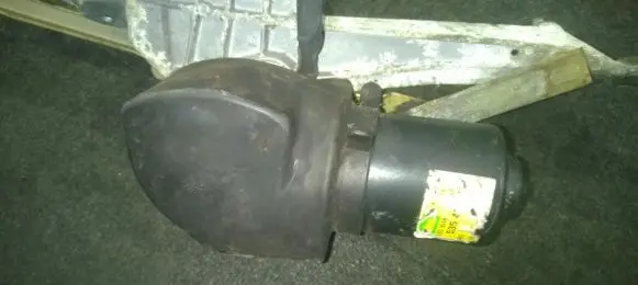 Renault Laguna I Wiper motor 53546402 7703297206