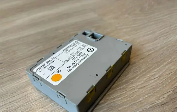 Mercedes-Benz E W211 Other control units/modules A2115405745 A2114420000 A2115405645