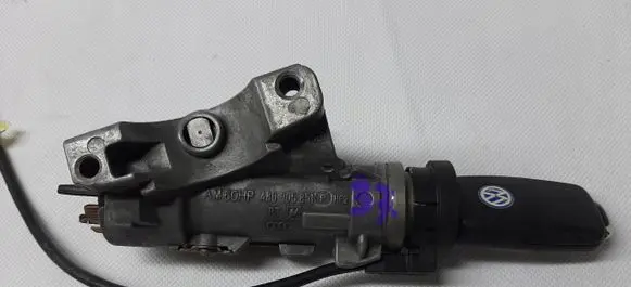 Audi A4 S4 B7 8E 8H Ignition lock 4B0905851P