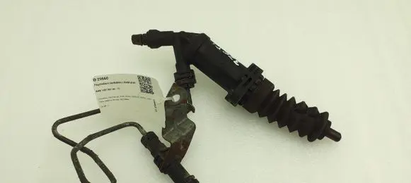 BMW 1 E81 E87 Clutch master cylinder 6775872