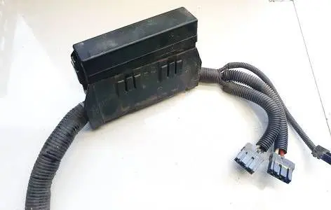 Nissan Leaf I (ZE0) Fuse box set 7154722330