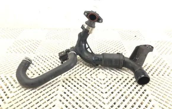 Ford Focus Intercooler hose/pipe CJ5G-90465-BA