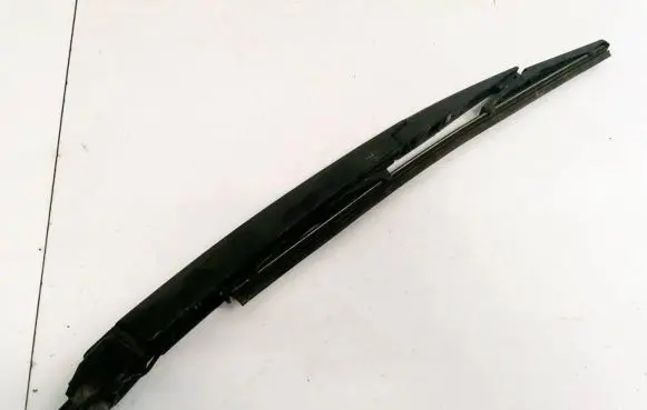 Hyundai Santa Fe Rear wiper blade arm