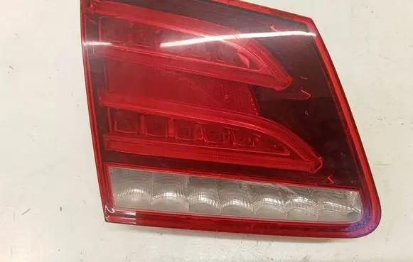 Mercedes-Benz E W212 Tailgate rear/tail lights A2129061903