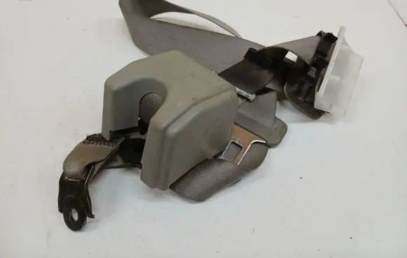 Seat Altea Middle seatbelt (rear) 0430095
