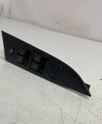 Mazda 3 I Electric window control switch BJOE66600 03200320