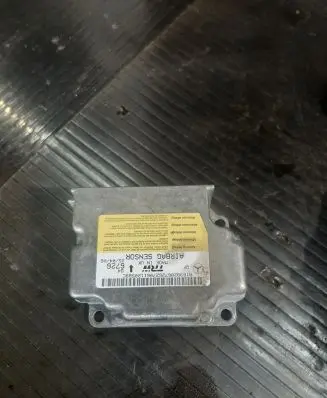 Mercedes-Benz B W245 Airbag control unit/module A1698206726
