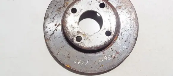 Ford Fusion Front brake disc ventiliuojamas