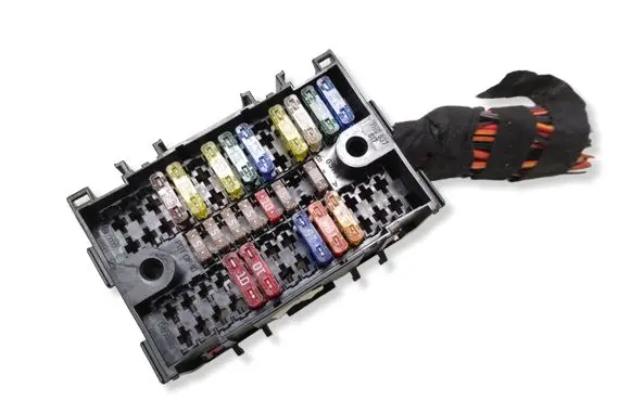 Skoda Yeti (5L) Fuse module 7H0937617