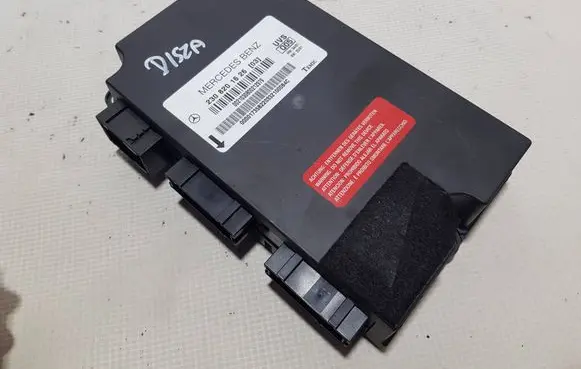 Mercedes-Benz SL R230 Sunroof control unit/module A2308201626DES A2308201626