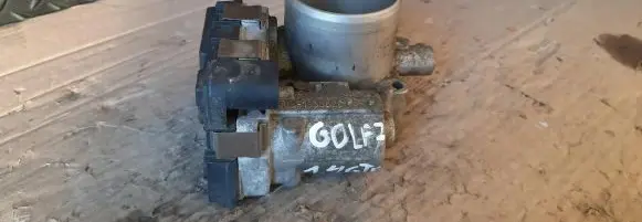 Volkswagen Golf VII Throttle valve 03F133062C