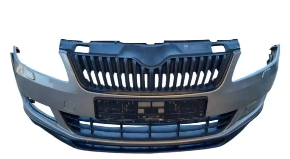 Skoda Fabia Mk2 (5J) Front bumper
