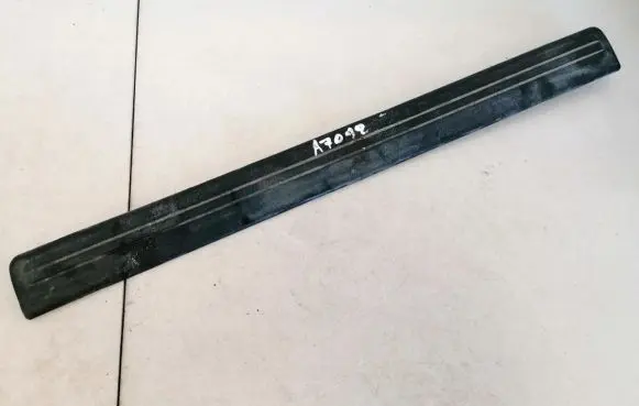 Nissan Almera N16 Front sill trim cover 769b0