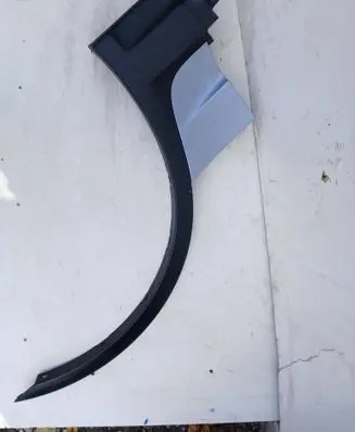 BMW 3 E90 E91 Front arch trim 3401808