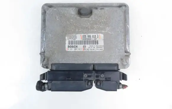 Volkswagen Golf IV Engine control unit/module 0281001611 038906018D