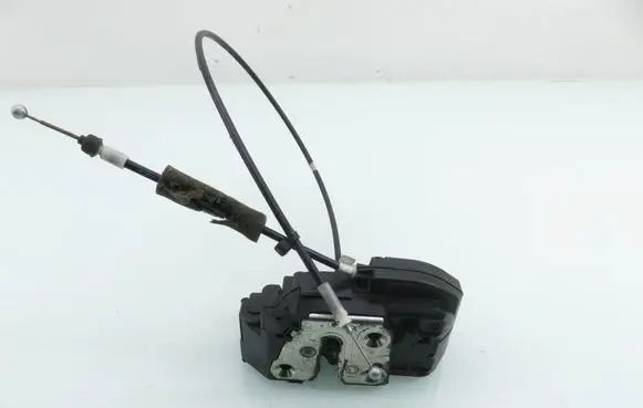 Nissan Navara Front door lock 29306C