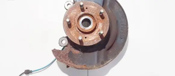 Honda CR-V Front wheel hub