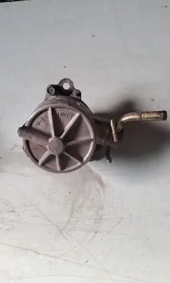 Vacuum pump