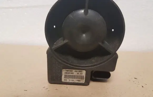 Volkswagen PASSAT B6 Alarm system siren 1K0951605D
