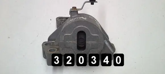 Citroen Nemo Engine mount bracket