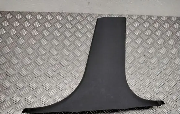 BMW 3 E90 E91 (B) pillar trim (bottom) 7058338
