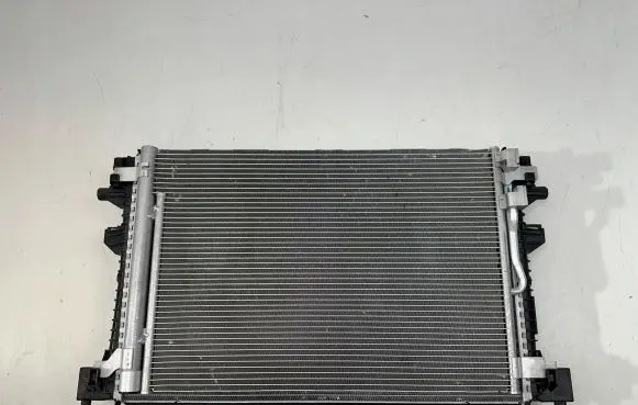 Volkswagen Golf VII Radiator set 5Q0816411ARr