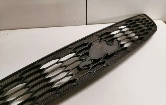 Ford Mustang V Front bumper upper radiator grill DR338200ACW