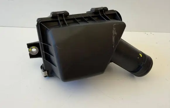 Dacia Sandero III Air filter box 165003077R