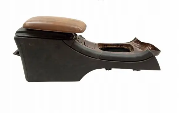 Peugeot 607 Center console 