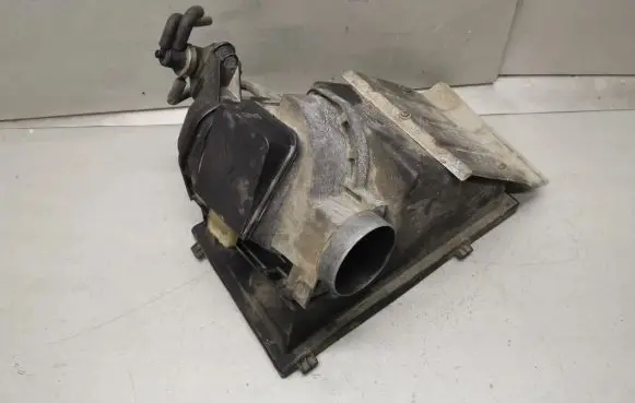 Audi A6 S6 C4 4A Mass air flow meter 4A0133471 4A0129607J
