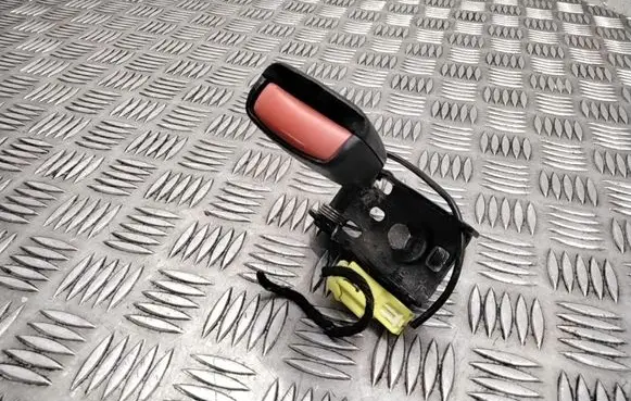 Volvo V70 Rear seatbelt buckle