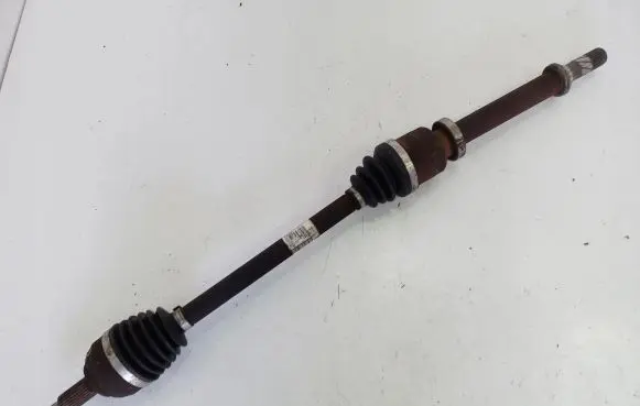 Renault Captur Front driveshaft 8200934474