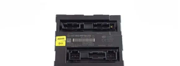 Audi A4 S4 B8 8K Comfort/convenience module 8K0907064EE