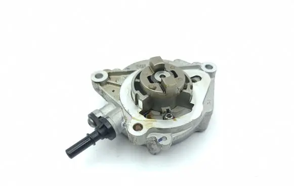 Opel Astra L Vacuum pump 9812133880
