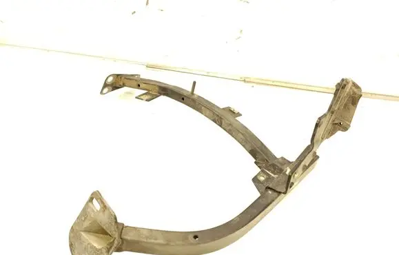 Audi A8 S8 D4 4H Fender mounting bracket 4H0821396