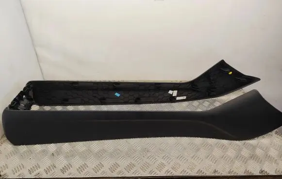 Other center console (tunnel) element