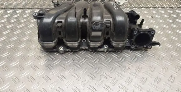Toyota Verso-S Intake manifold 8942126030