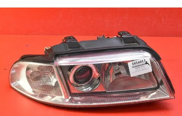 Audi A4 S4 B5 8D Headlight/headlamp 8D0941004AK