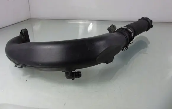 Nissan Juke I F15 Intercooler hose/pipe 8200645723