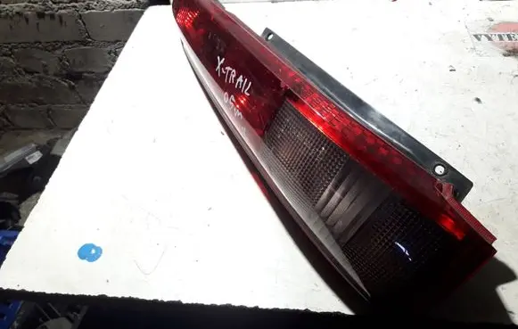 Nissan X-Trail T30 Rear/tail lights