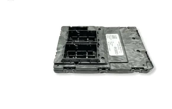 Audi A5 Comfort/convenience module 8W0907063CG F005V01927