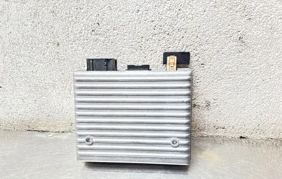 Saab 9-5 Bluetooth control unit module 366821429 13342398