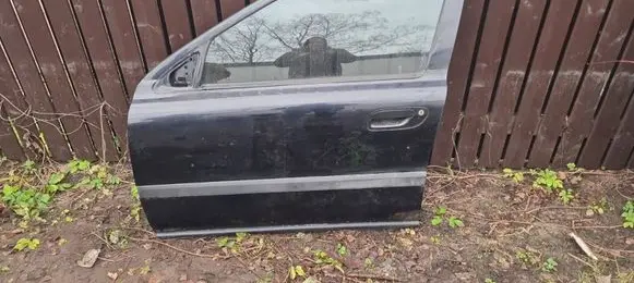 Volvo S60 Front door