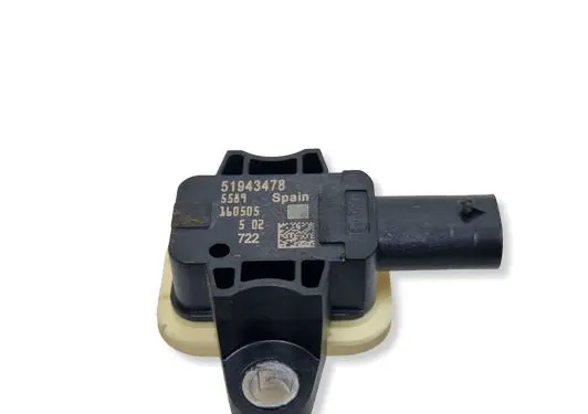 Jeep Renegade Airbag deployment crash/impact sensor 51943478