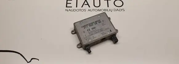 Mercedes-Benz CLS C219 Bluetooth antenna 2118200885