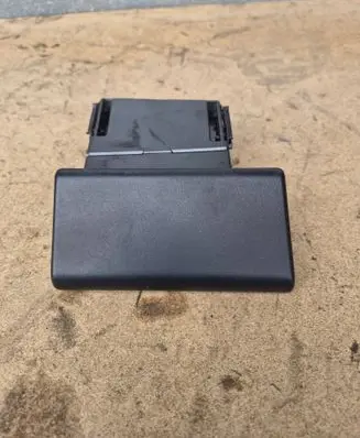 Volkswagen PASSAT B4 Car ashtray 357857961