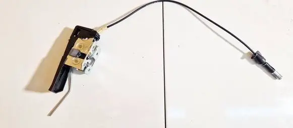 Opel Astra H Seat back rest lock catch 