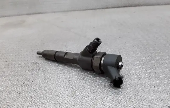 Renault Laguna II Fuel injector 0445110021 7700111014